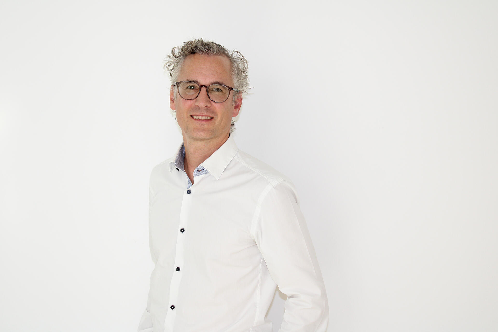 PD Dr. Simon Schneider