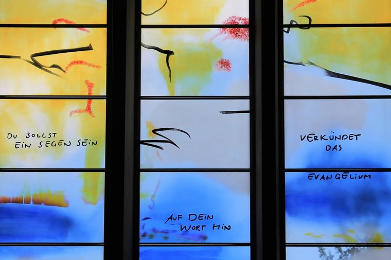 Fenster in der Klinikkapelle